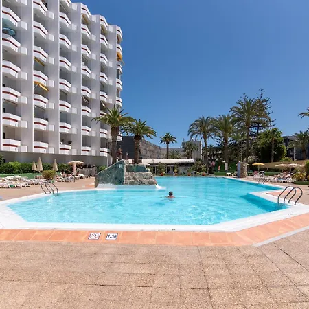 Home2book Pool View & Terrace Beachside