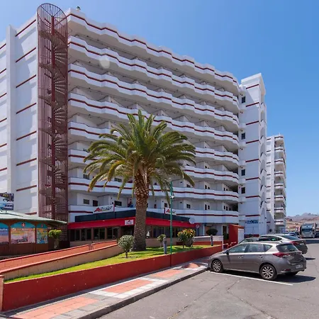 Home2book Pool View & Terrace Beachside Apartament *